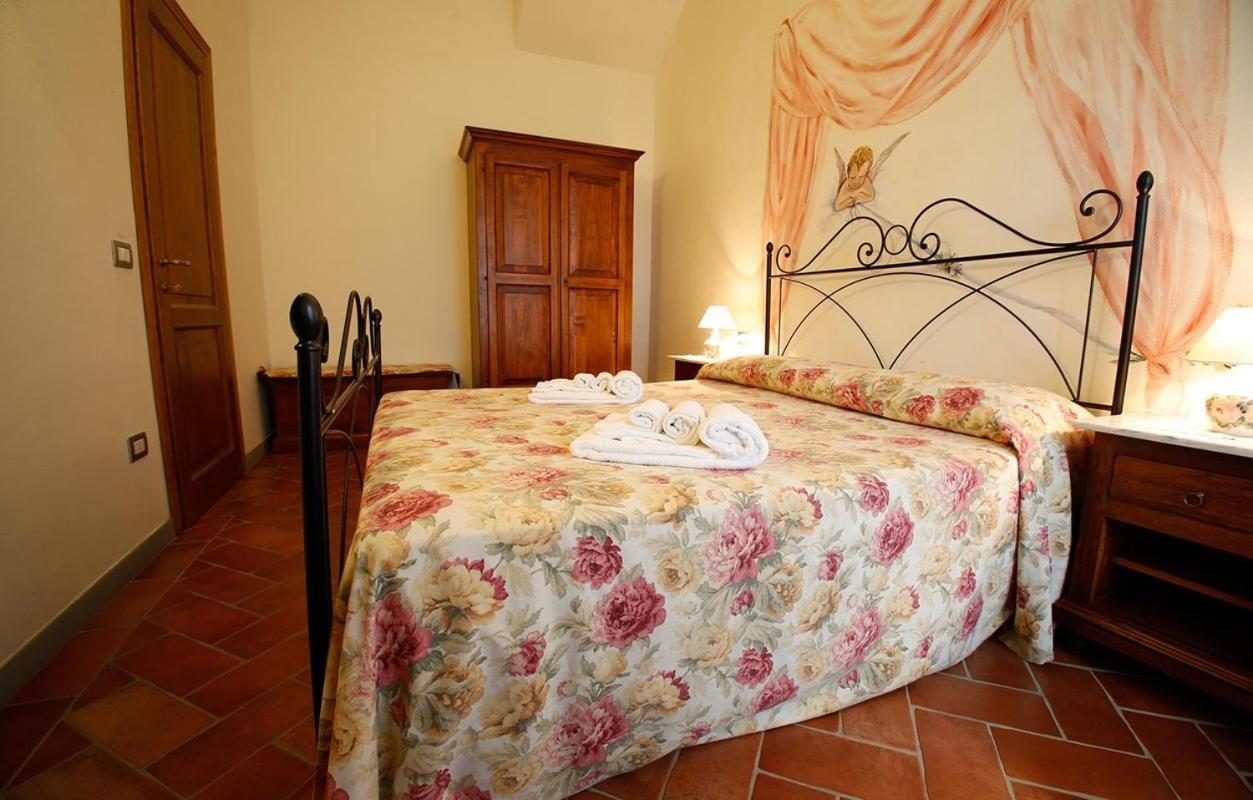 Gatto Bianco Tizzauli Villa Монтеспертоли Екстериор снимка