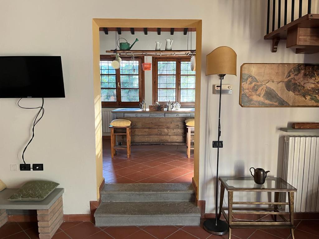 Gatto Bianco Tizzauli Villa Монтеспертоли Екстериор снимка