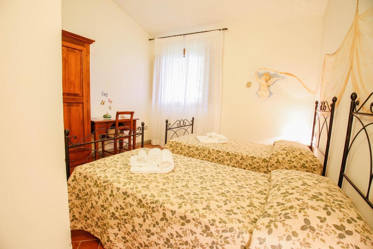 Gatto Bianco Tizzauli Villa Монтеспертоли Екстериор снимка